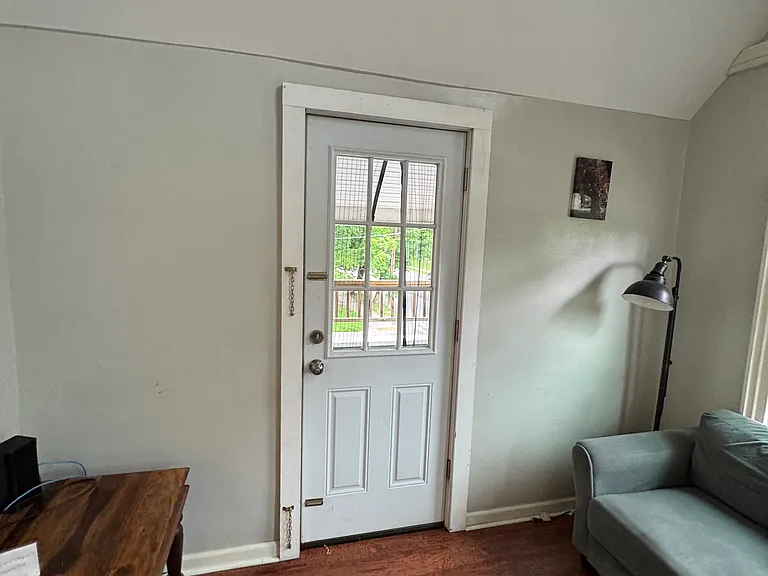 60 Conklin Ave #2 — Photo 29