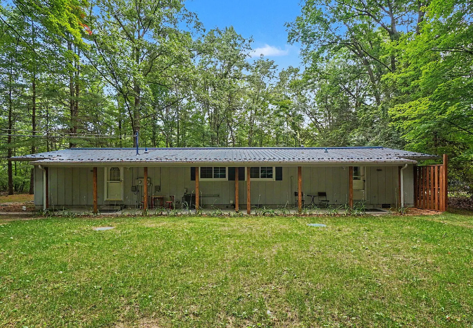 3 bed, 2.0 bath, $1,600 — Photo 3