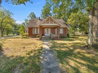 615 W Front St, Lonoke, AR 72086