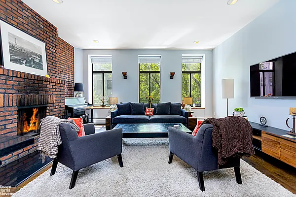 Rented by Brown Harris Stevens | media 9