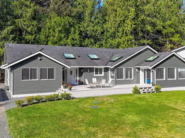 967 Woodpecker Pl, Nanaimo, BC V9P 1T1