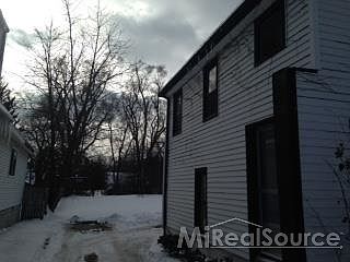 2nd image of 833 Glendale Ave