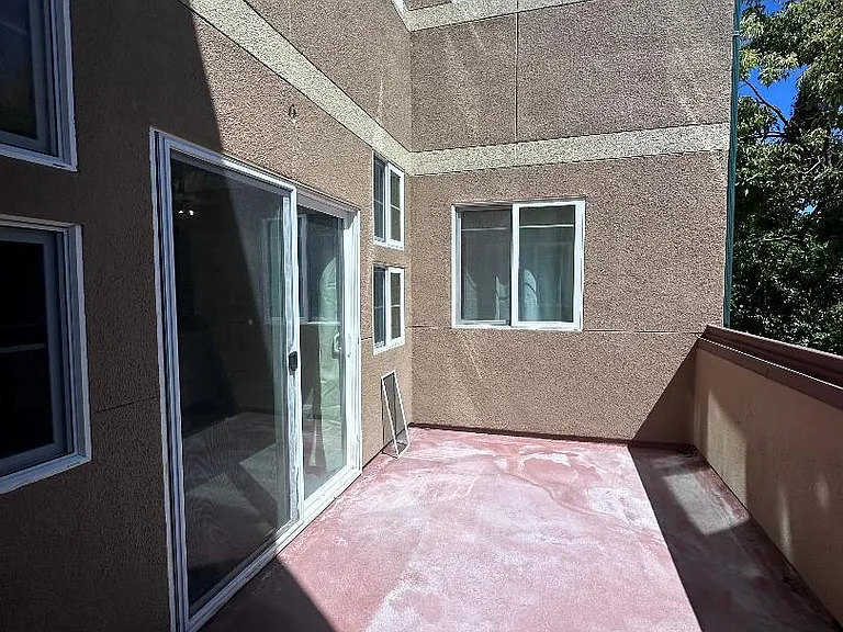 2615 Telegraph Ave #205 — Photo 9