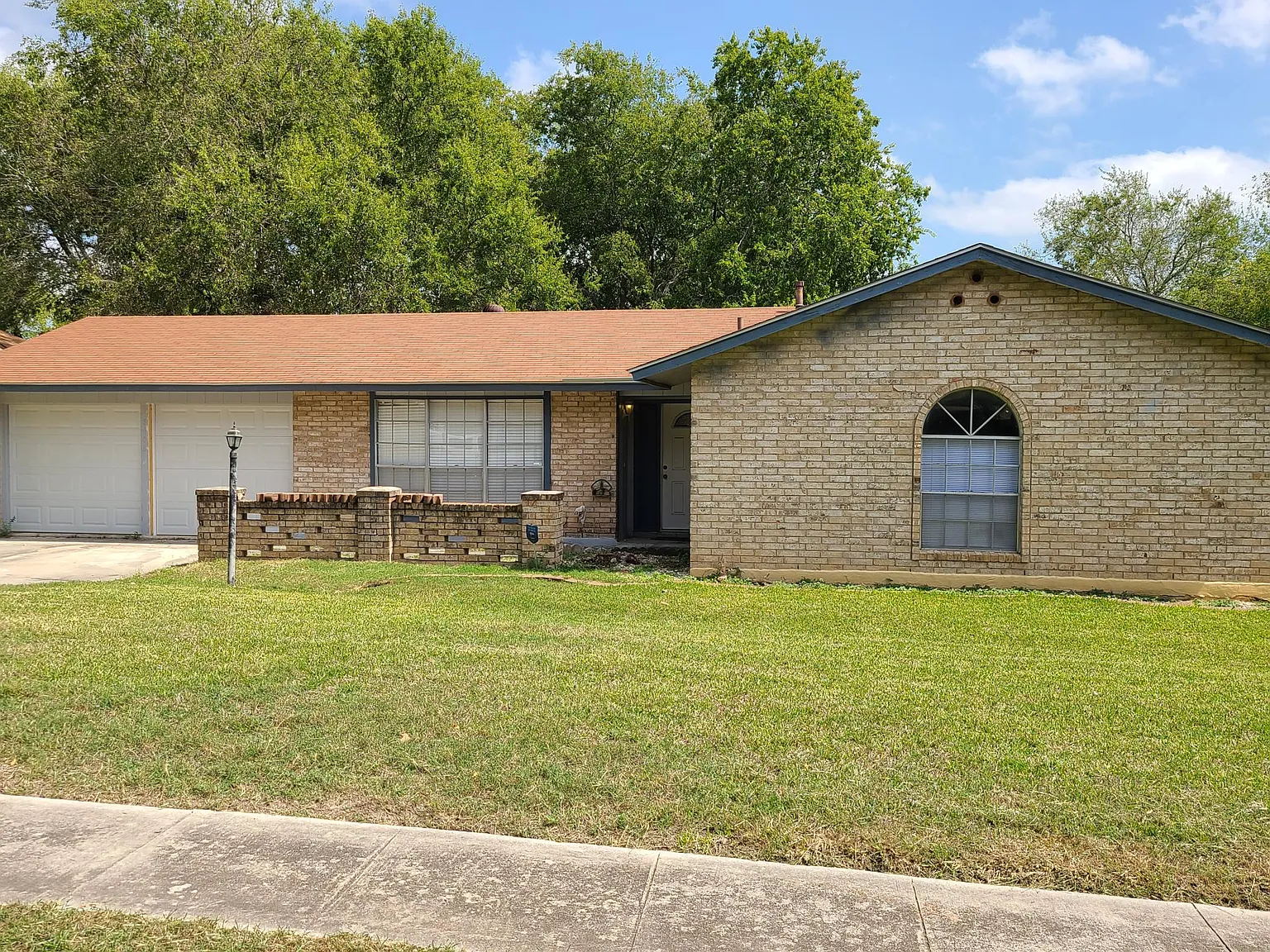 3 bed, 1209 sqft, $1,500 — Photo 1