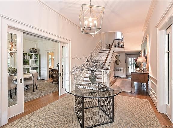 4th image of 34 Spring St NW