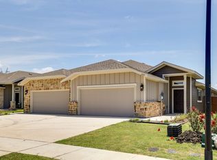 648 Blackland Dr, Venus, TX 76084