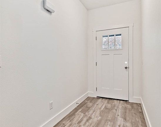 2nd image of 2811 S Denver Ave