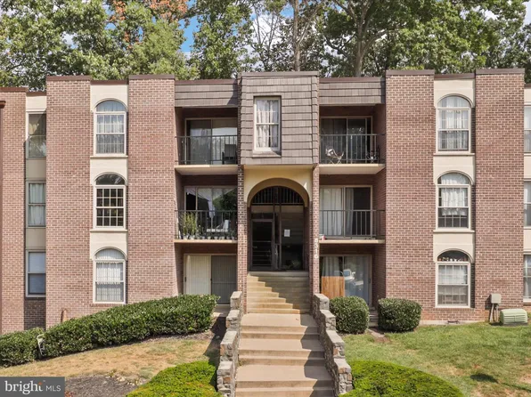 8316 Tobin Rd APT 11, Annandale, VA 22003