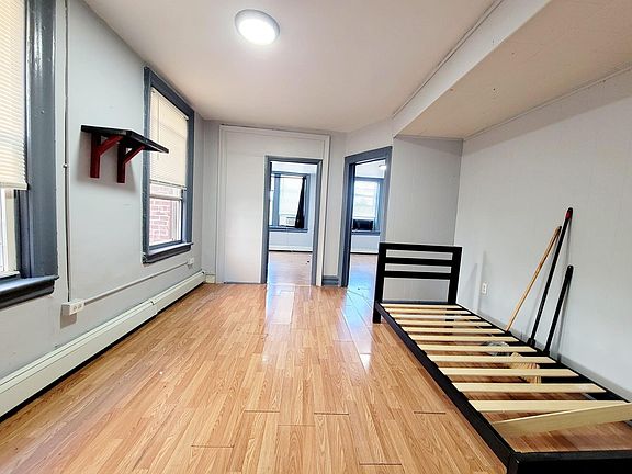 4th image of 417 Ocean Ave #2