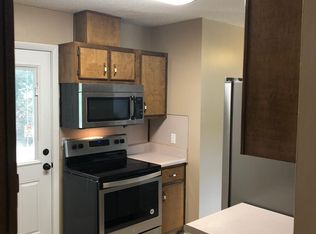 6472 Cedar St, Milton, FL 32570