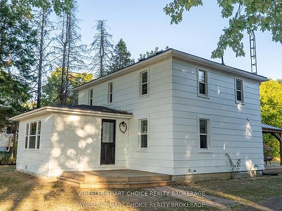 2nd image of 15904 Manning Rd