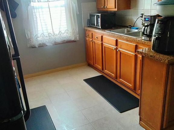 3rd image of 6102 Orchard Ave