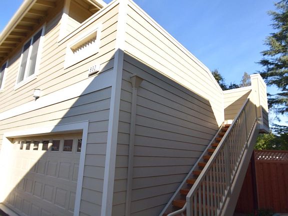 2nd image of 832 Broadway #832