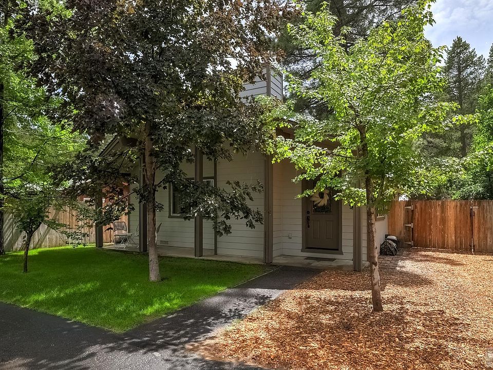 1st image of 900 Tata Ln