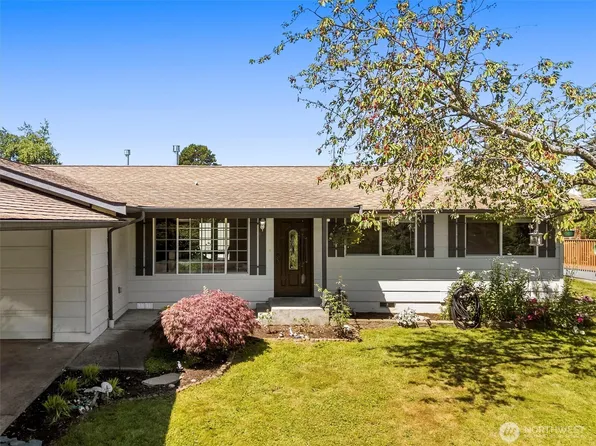 865 Blaine Avenue, Blaine, WA 98230