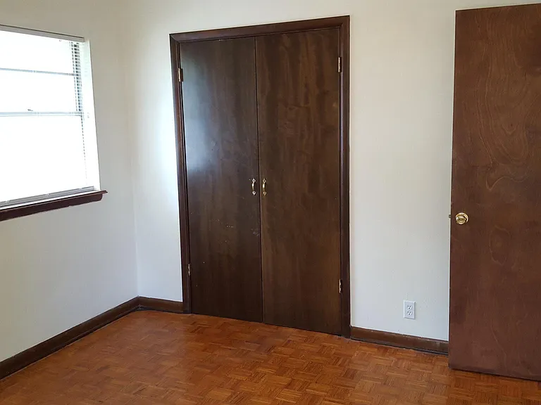 1508 Southern Heights Ave — Photo 36