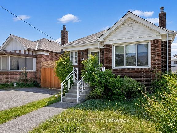 2nd image of 1788 Keele St