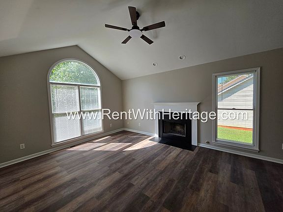 5th image of 260 Villa Rosa Way