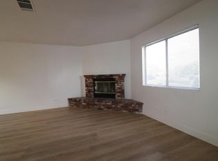 16016 Muni Rd #20, Apple Valley, CA 92307