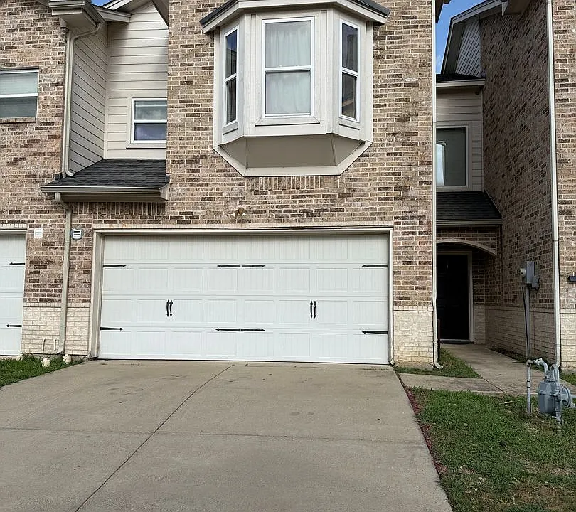 2802 Pasadena Ln