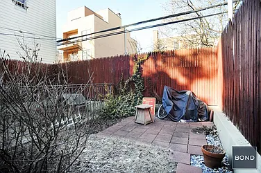 Rented by Bond New York