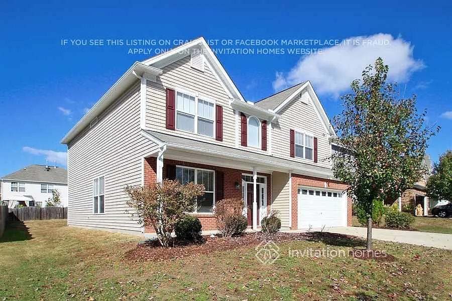 2119 Braedenfield Ln Holly Springs, NC 27540 — Photo 2