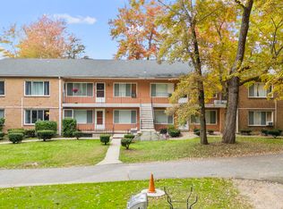 165 Mansion Rd, Cheshire, CT 06410