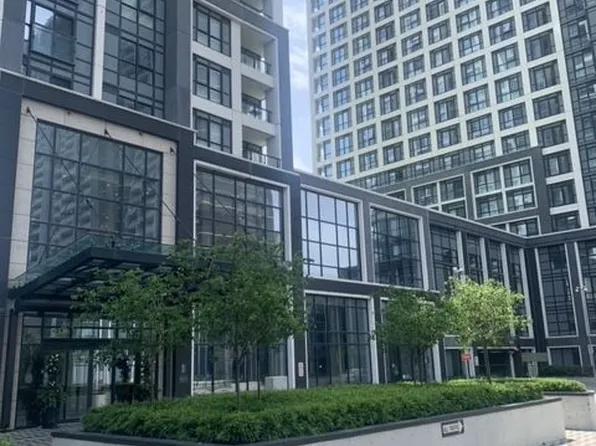 7 Mabelle Ave #2010, Toronto, ON M9A 0C9