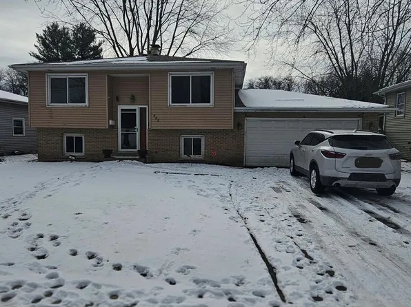 522 Manor Pl, Aurora, IL 60506