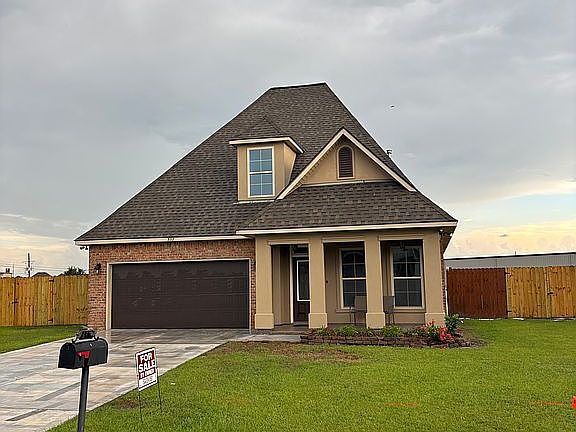 5th image of 357 Pond Dr