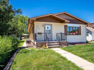 203 Ewing St, Oxford, NE 68967