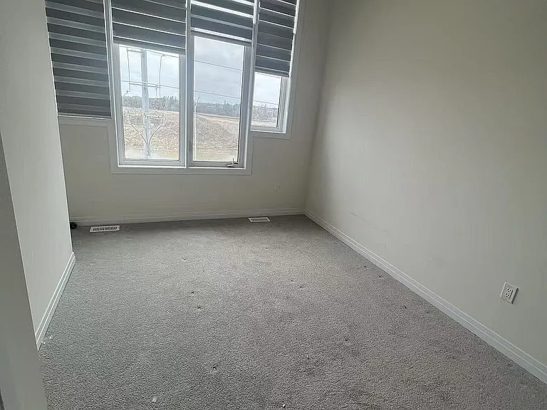 11405 Leslie St — Photo 14