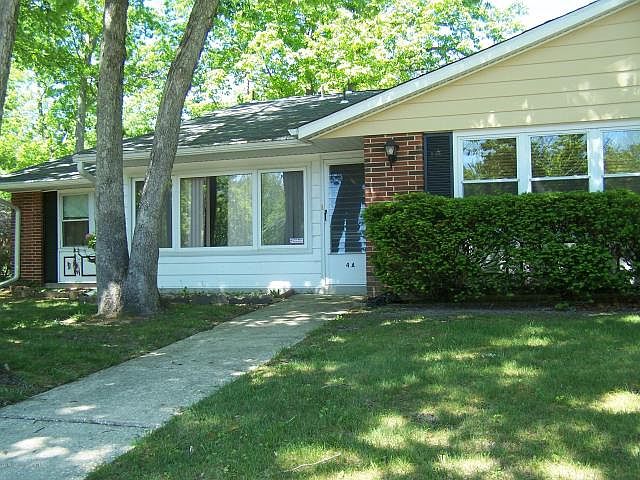 1st image of 4A Buckingham Dr