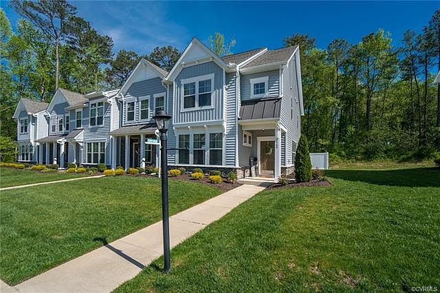 1st image of 2460 Marions Ln