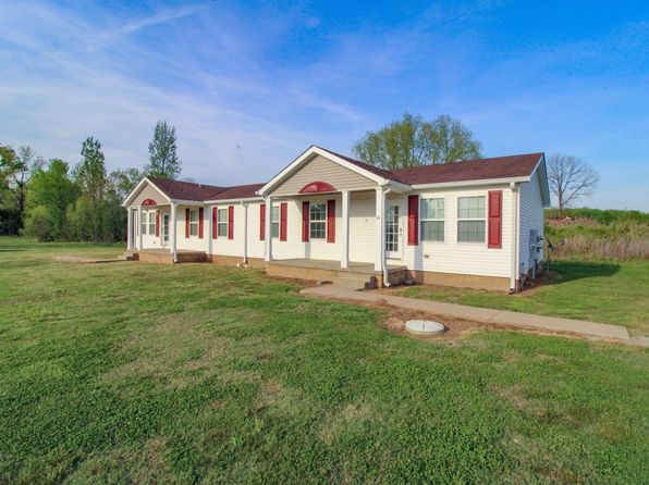 140 Meadows Ln