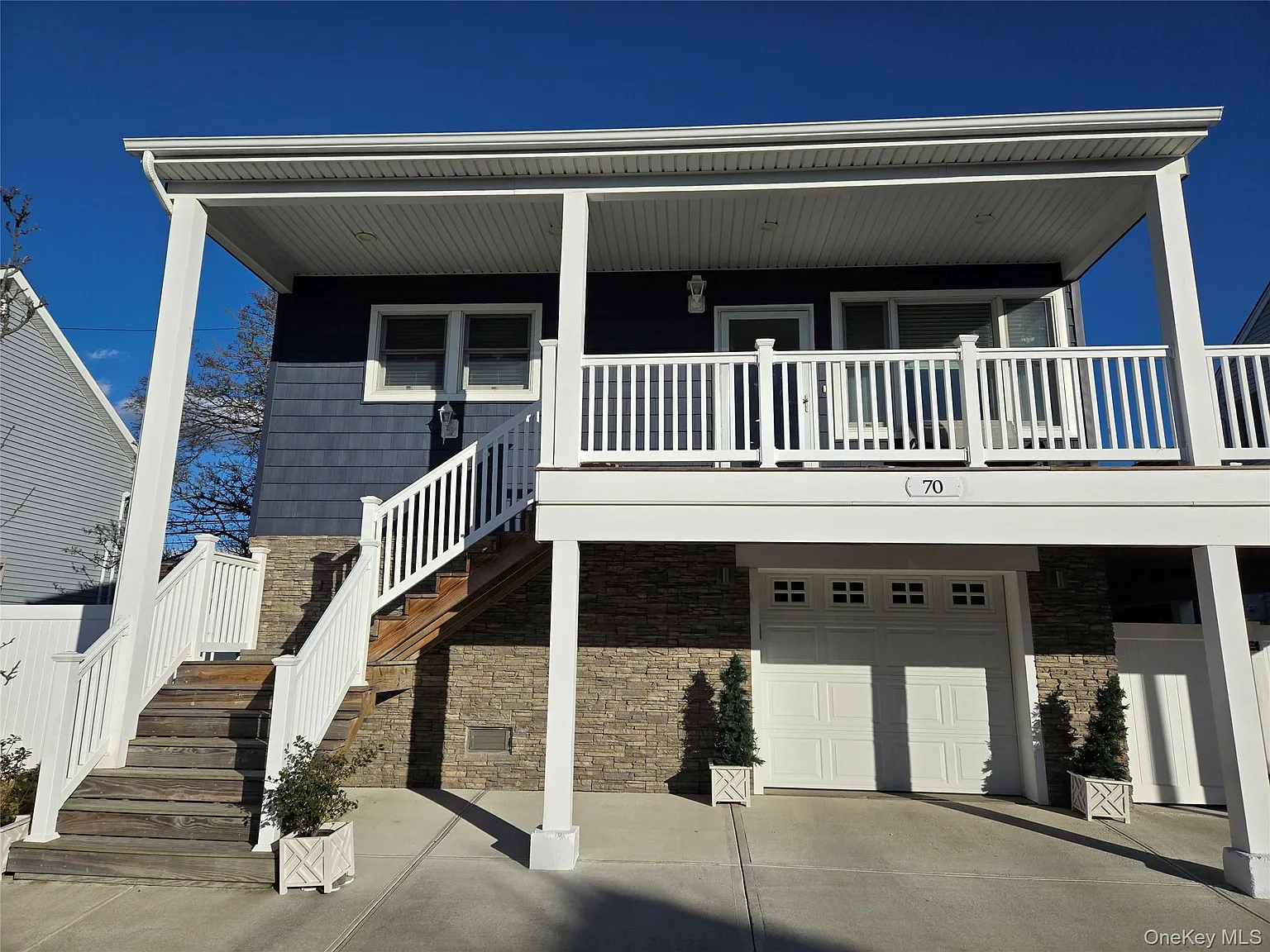 3 bed, 2.0 bath, 1134 sqft, $10,500 — Photo 1