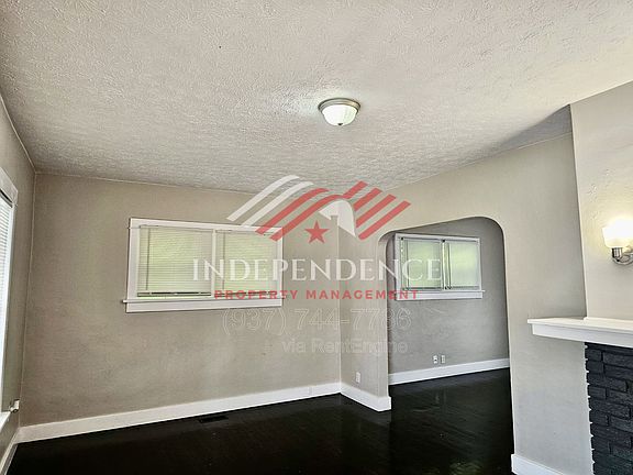 3rd image of 2449 Nill Ave