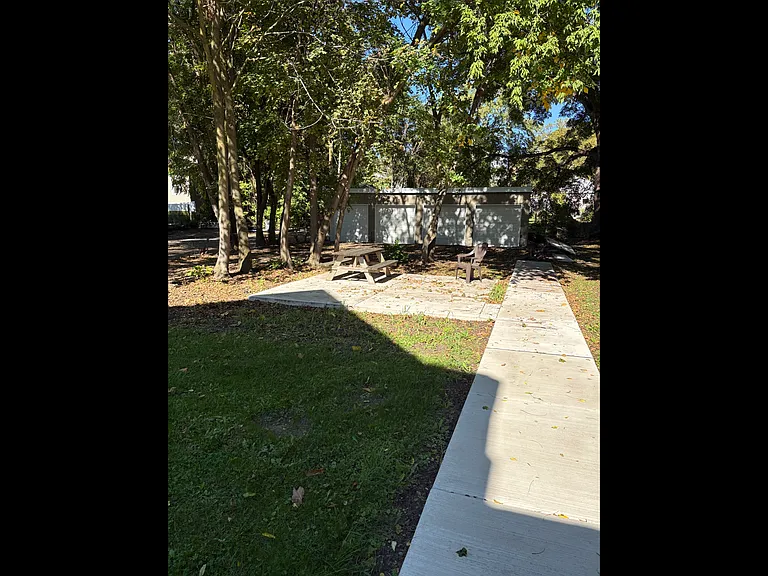 826 Park St — Photo 13