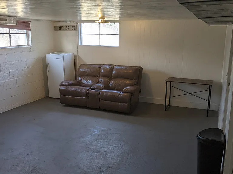 3605 W Targee St — Photo 15