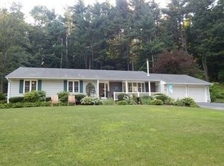 86 Cumberland Rd, Leominster, MA 01453