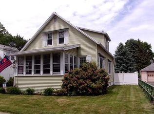 924 Granby Rd, Chicopee, MA 01020