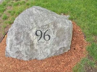 96 Bennett St, Wrentham, MA 02093