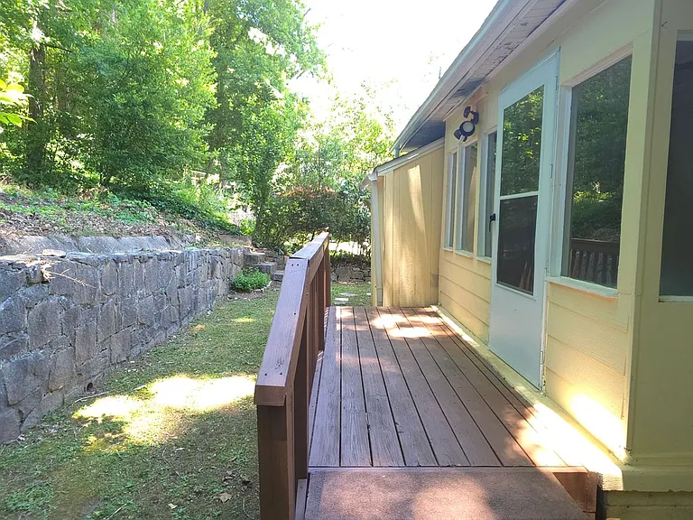 3920 Spanish Oak Dr — Photo 16