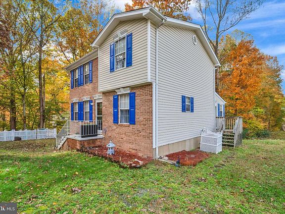 2nd image of 8495 Pine Blvd