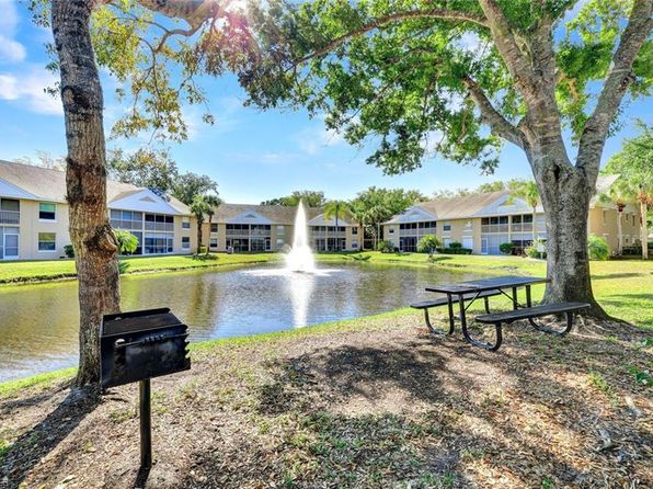 120 Pebble Shores DR #205, NAPLES, FL 34110