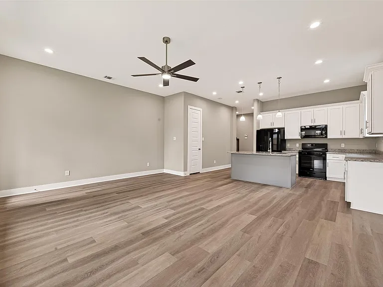 3514 Runnels St #B — Photo 6