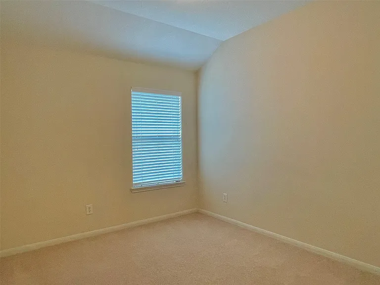 910 Pickett Hill Ln — Photo 15