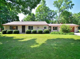 15735 Brentwood Dr, Brookfield, WI 53005