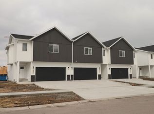 6177 24th St S #1, Fargo, ND 58104