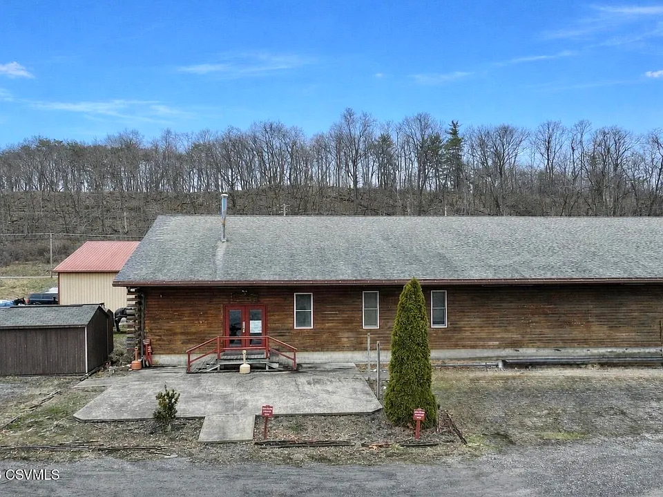6130 S Susquehanna Trl